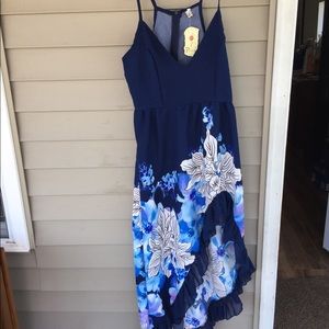 NWT Adorable high low Summer Dress!
